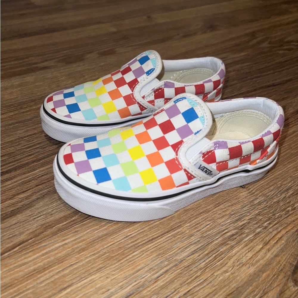 Vans rainbow checkerboard skate shoes